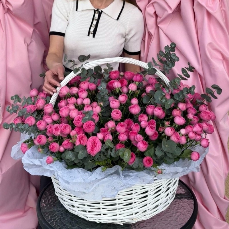 Букет в корзине  "Скажи да"